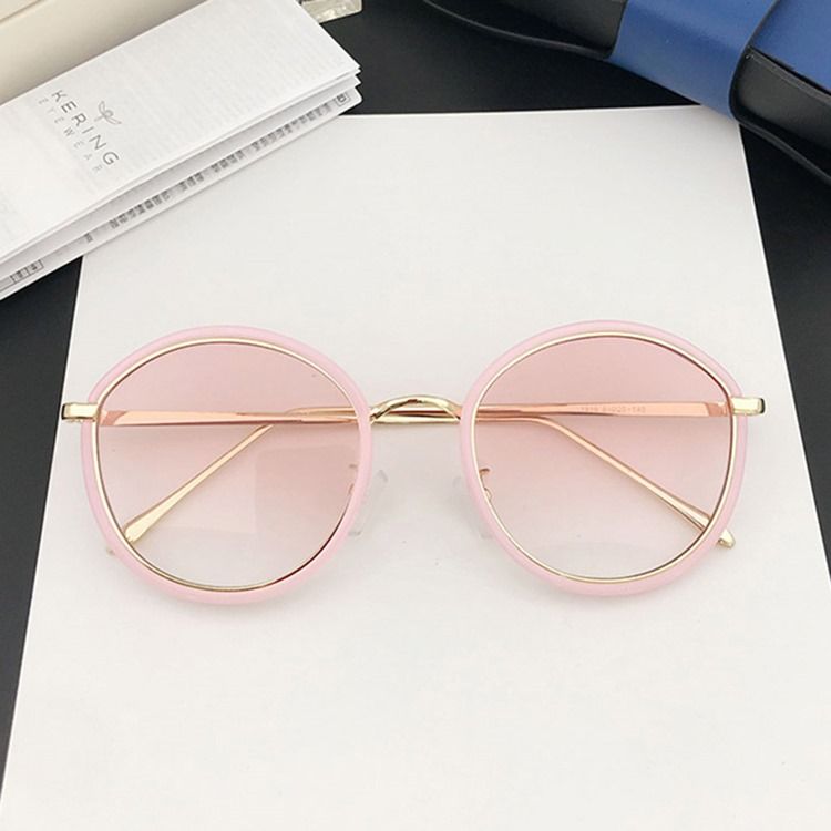 Damen-sonnenbrille Aus Polykarbonat Mit Rundem Charme