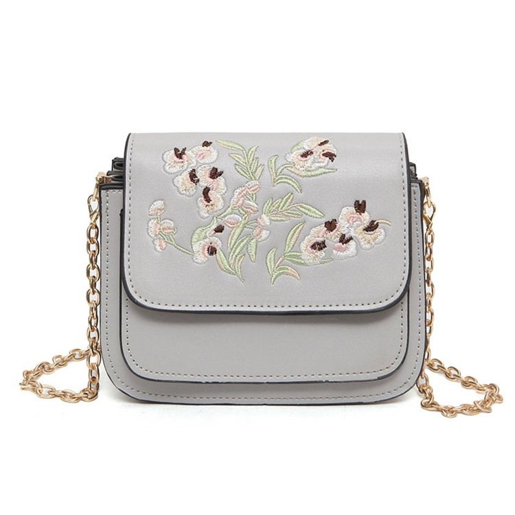 Wielowarstwowa Torba Crossbody Z Haftem Na Wszystkie Mecze